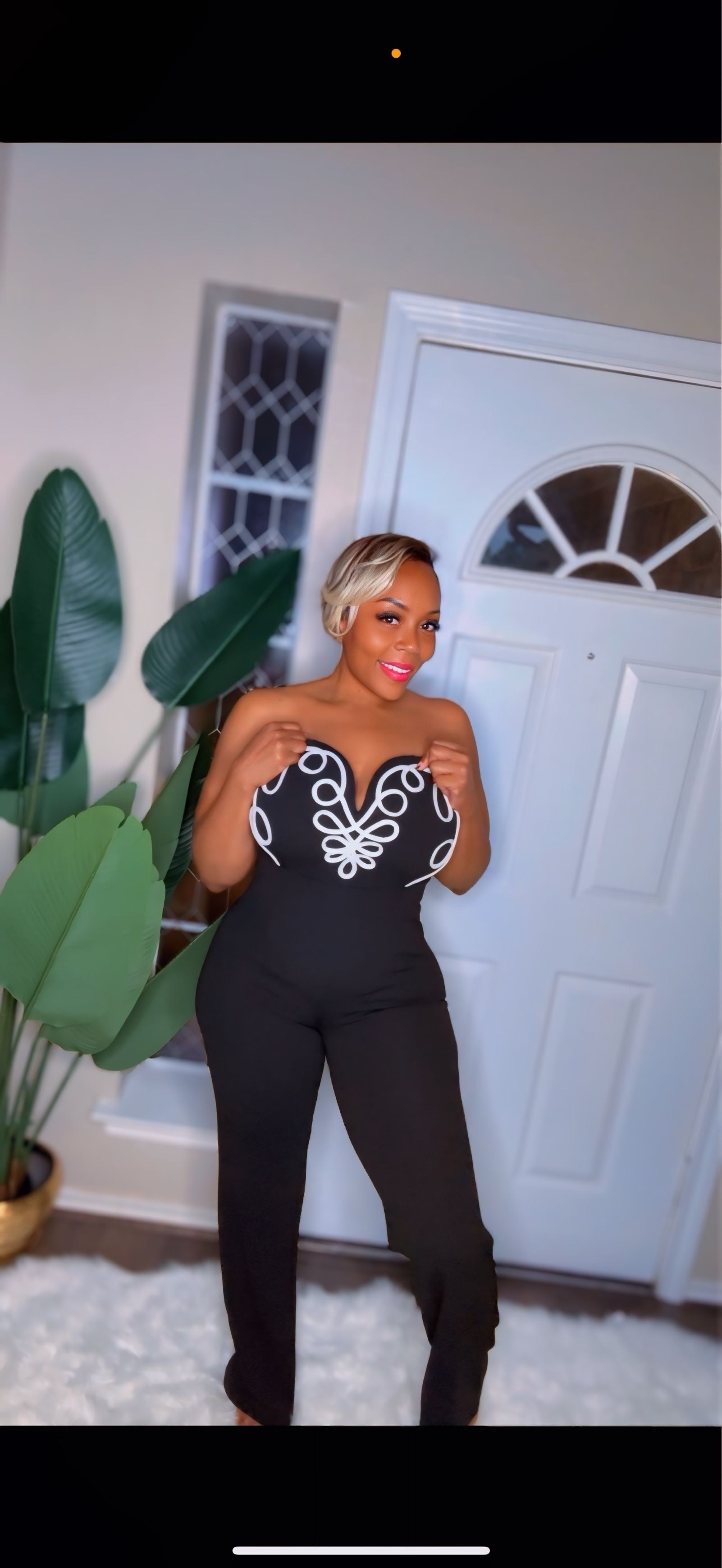 black jumpsuit with white detail date night girls night out