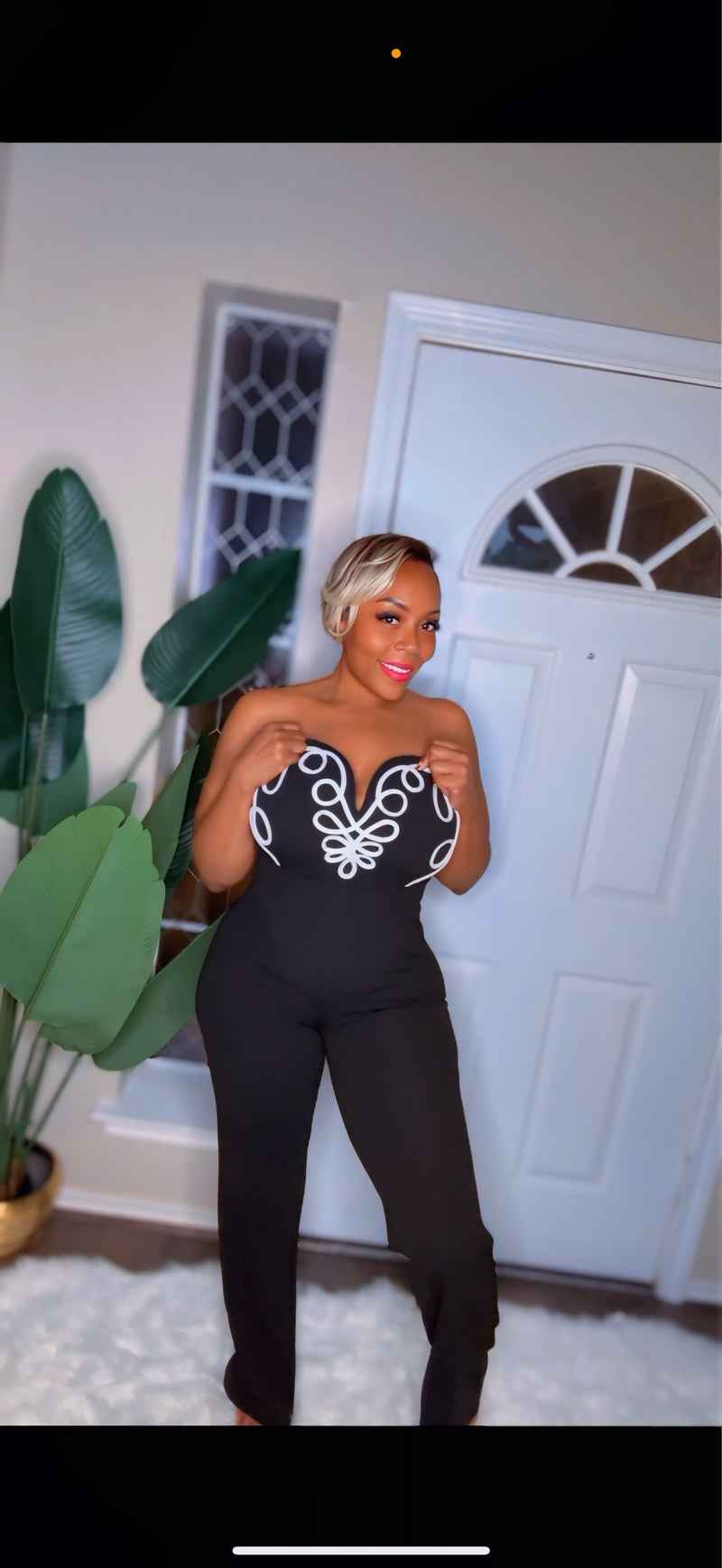 black jumpsuit with white detail date night girls night out