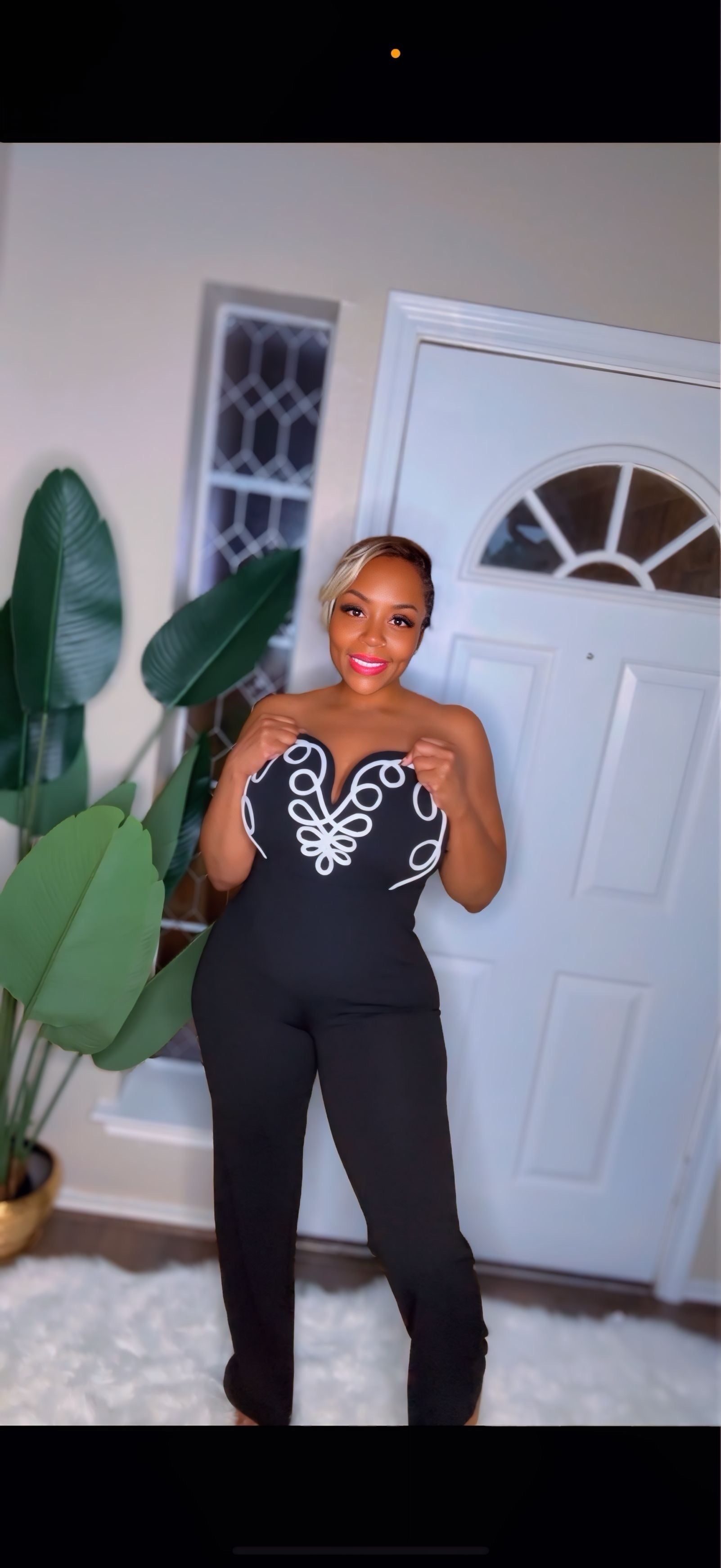 black jumpsuit with white detail date night girls night out